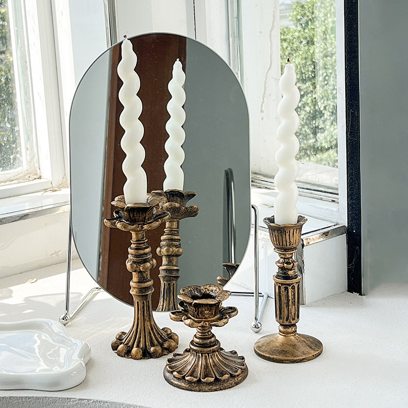 Vintage Bronze Candlestick Fig – обзор и цена Home & Hotel Textiles Private Limited